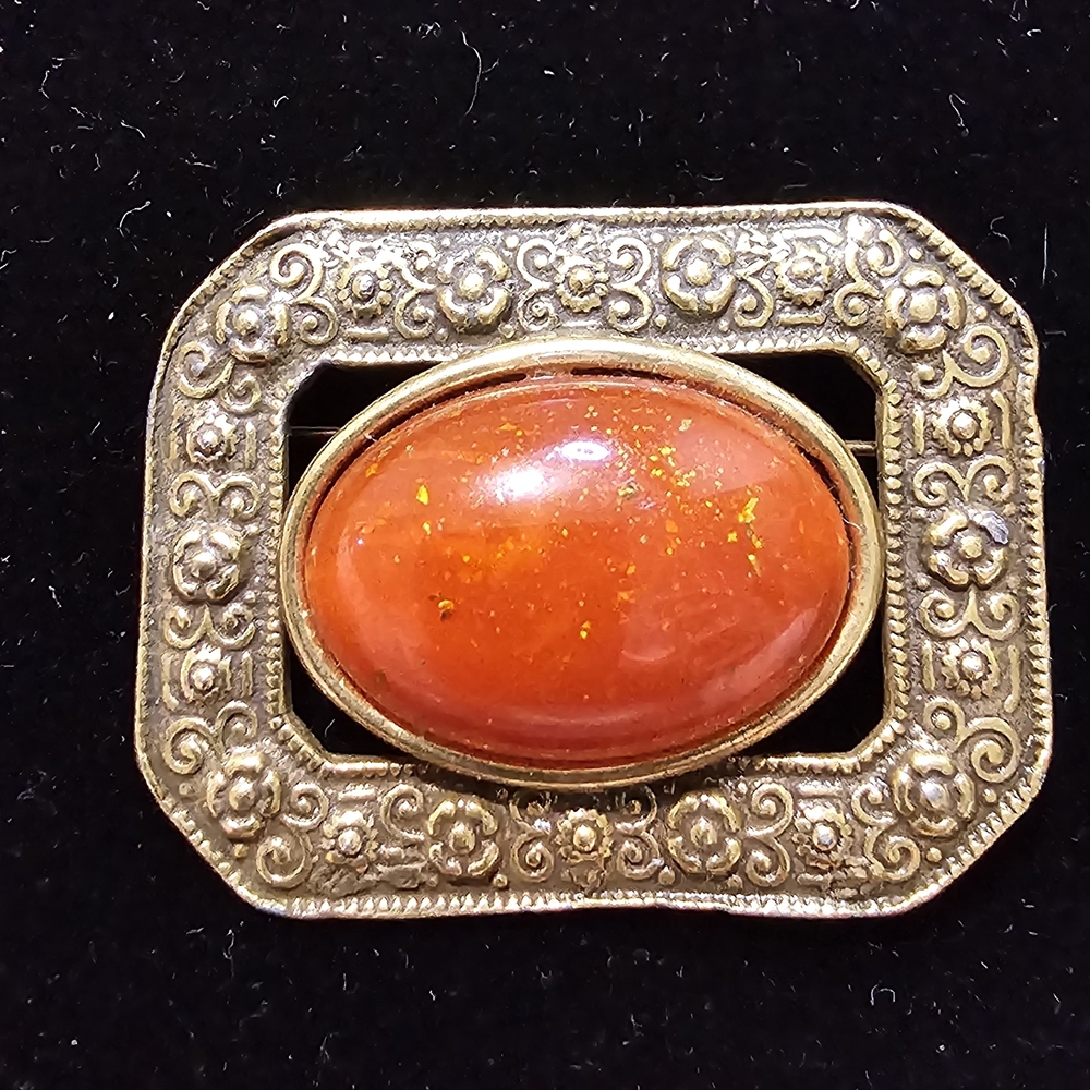 Vintage Gold Brooch with AMBER Stone